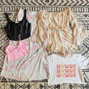 Altar'd State Lot Bundle - Size M